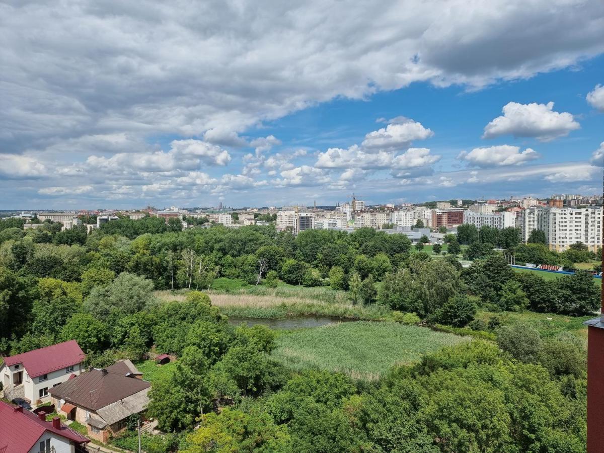 Світло Цілодобово Просторі Апартаменти Біля Гідропарку Топільче เตอร์โนปิล ภายนอก รูปภาพ